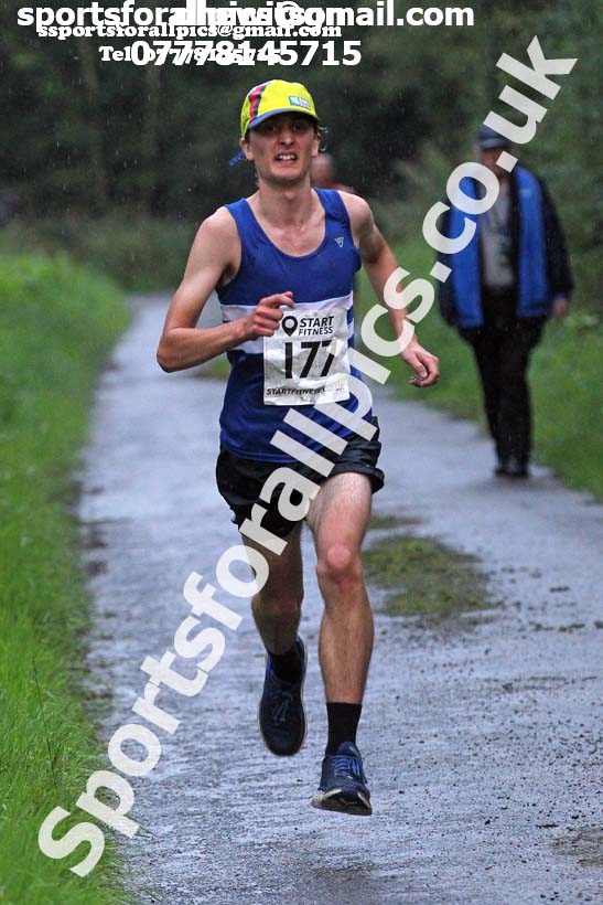 Morpeth 10k Road Race (North Eastern Champs. 10k). Photo: David T. Hewitson/Sports for All Pics